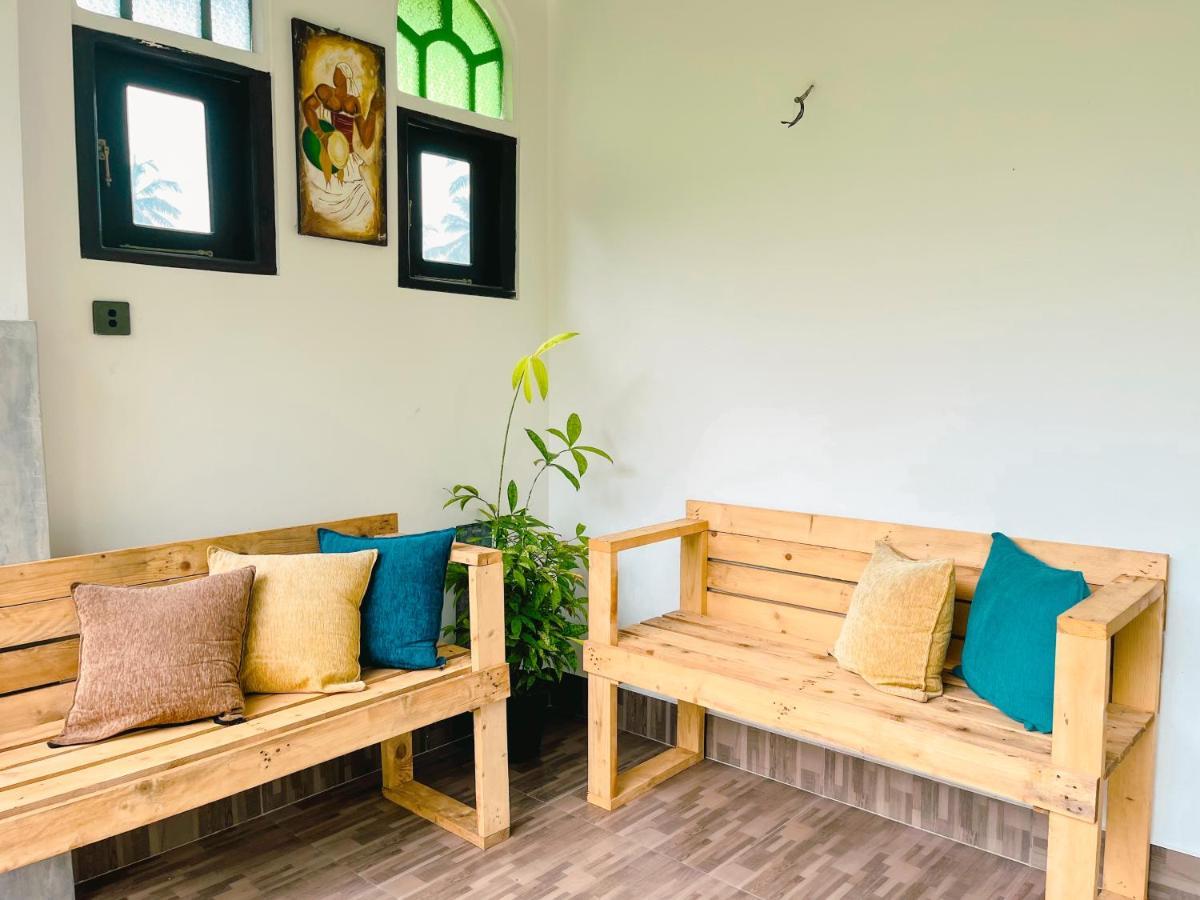 Tropical Vibes - Kathaluwa Apartment Ahangama Luaran gambar